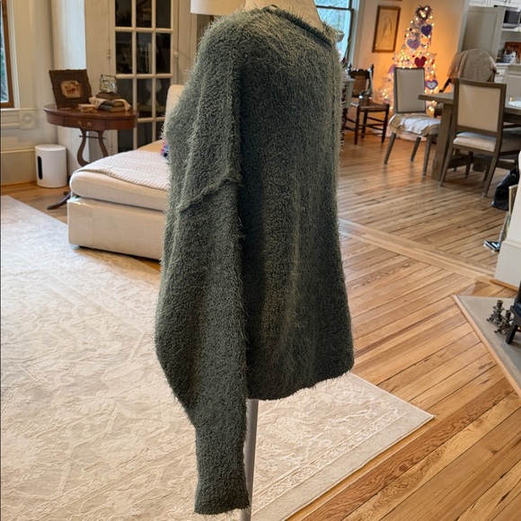 Free People Fuzzy V-Neck Sweater in Spring mist. Oversized XS! - Picture 5 of 9